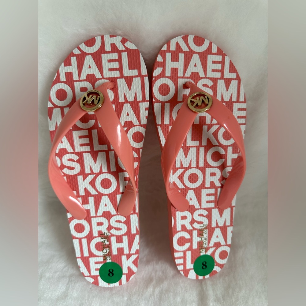Michael Michael Kors made in Vietnam PVC 8M LG 20A Never used
